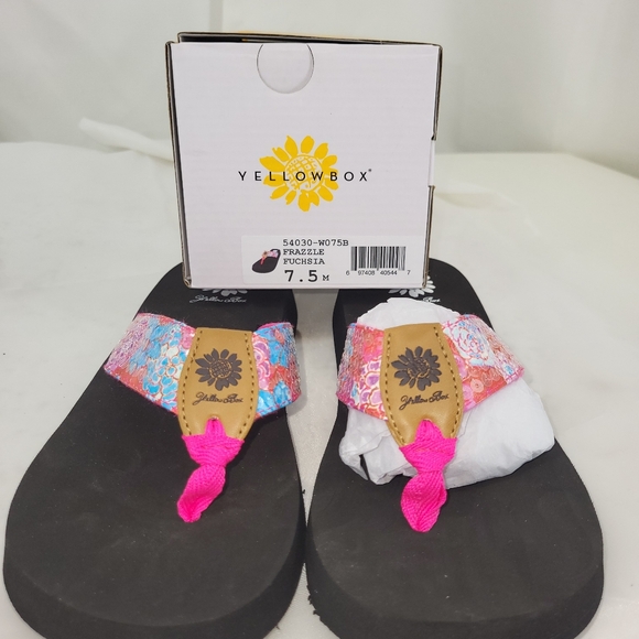 Yellow Box Flip Flops Frazzle Fuchsia New - Picture 4 of 4